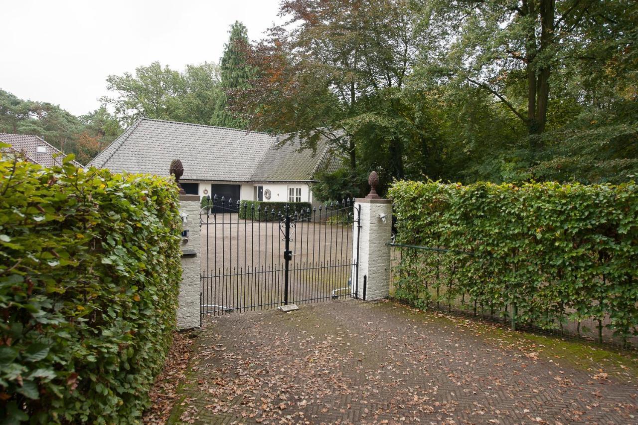 Guesthouse De Hees Eersel Bagian luar foto