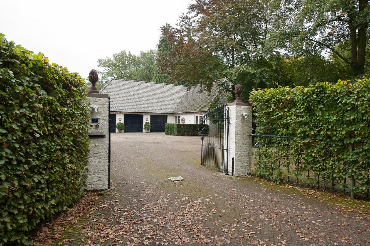 Guesthouse De Hees Eersel Bagian luar foto